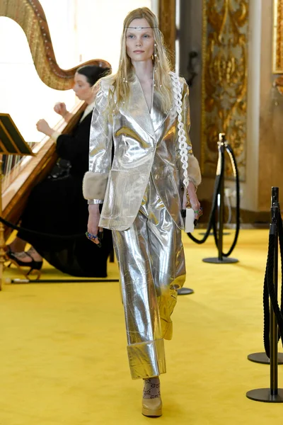 Look 108